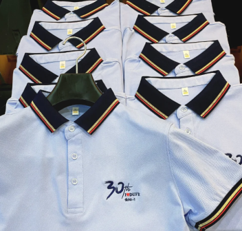 校服回忆-从校服到T恤，变的是岁月，不变的是情谊。这件专属文化衫，承载我们的青春记忆